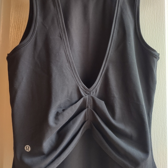 Lululemon open back shirt - Picture 3 of 5